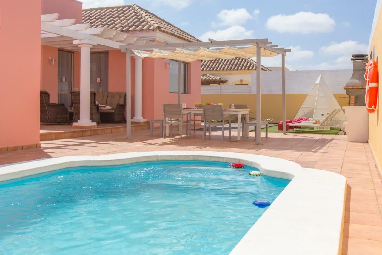 Villa Bella Lucia 3. Piscina Climatizada, Wifi, Bbq. Corralejo Buitenkant foto