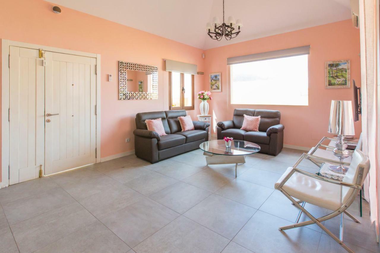 Villa Bella Lucia 3. Piscina Climatizada, Wifi, Bbq. Corralejo Buitenkant foto